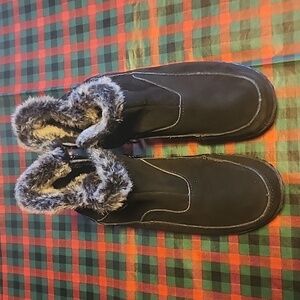 Khombu Gracie Women's Ankle Boot Size 6.5 M